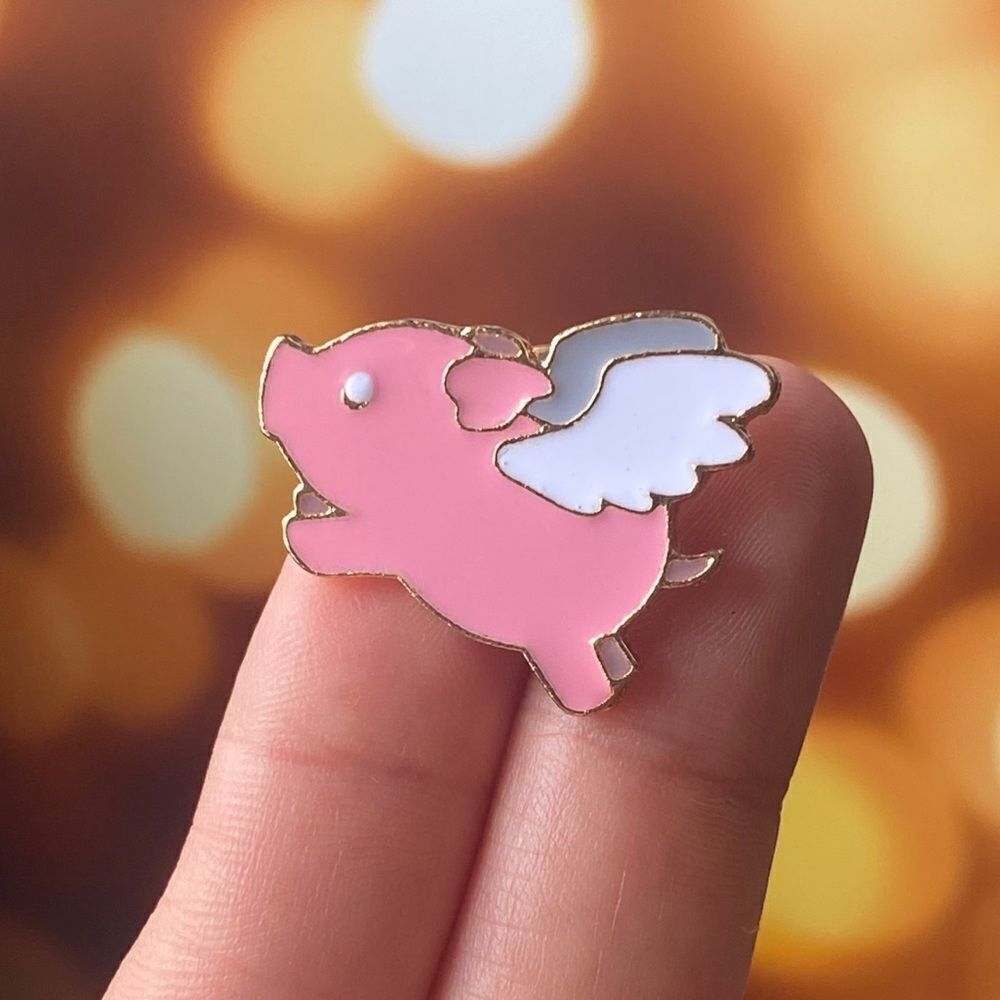 Flying Piggie Enamel Pin/ Brooch